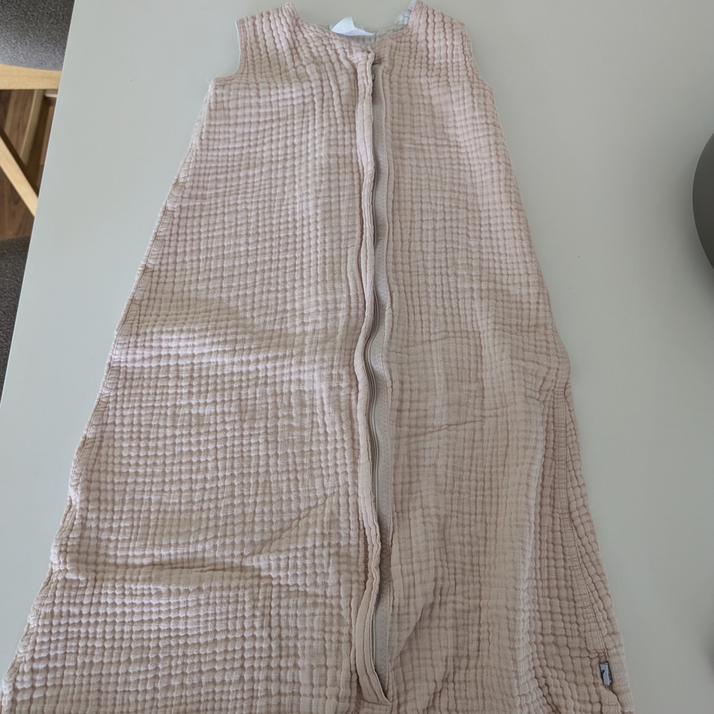 Sleeveless Beige Textured Sleeping Bag